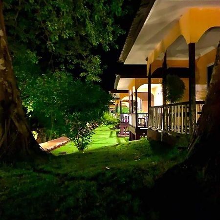 Hill Garden Hotel Chaungtha Bagian luar foto