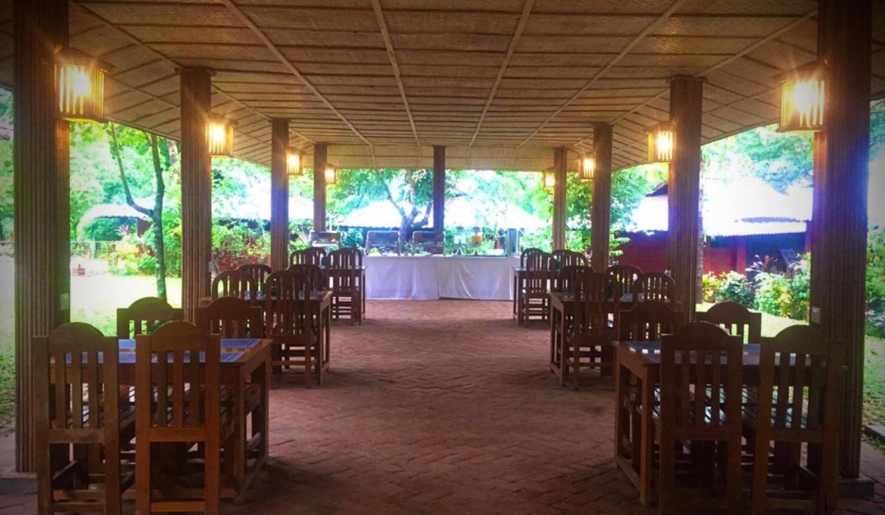 Hill Garden Hotel Chaungtha Bagian luar foto